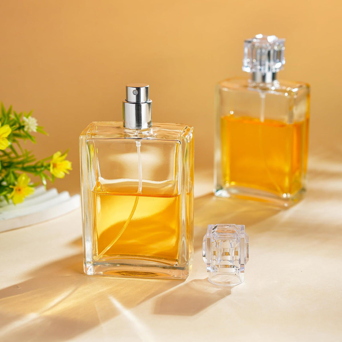 2 Pack 100ml Refillable Glass Spray Bottles W882