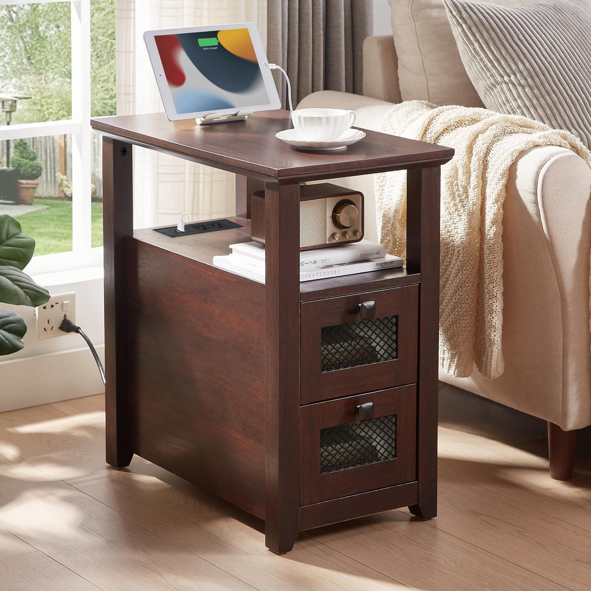 XXL End Table with Charging Station G764